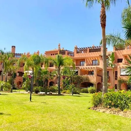 Marbella I Beachside And Extra Spacious, Next To Marriott Playa Andaluza, Private Heated Jacuzzi, 6 Swimming Pools, Gym, Padel & Tennis Apartment *