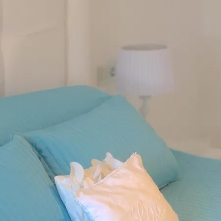 Marbella I Beachside And Extra Spacious, Next To Marriott Playa Andaluza, Private Heated Jacuzzi, 6 Swimming Pools, Gym, Padel & Tennis Apartment Estepona