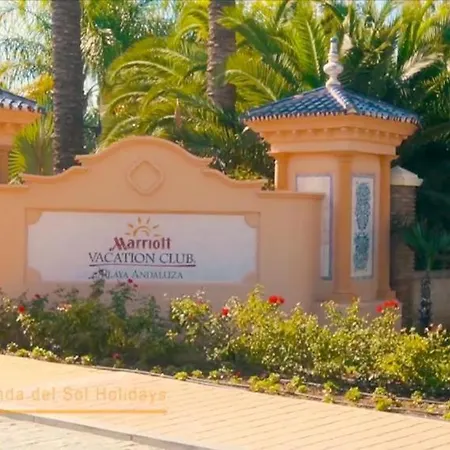 Marbella I Beachside And Extra Spacious, Next To Marriott Playa Andaluza, Private Heated Jacuzzi, 6 Swimming Pools, Gym, Padel & Tennis *